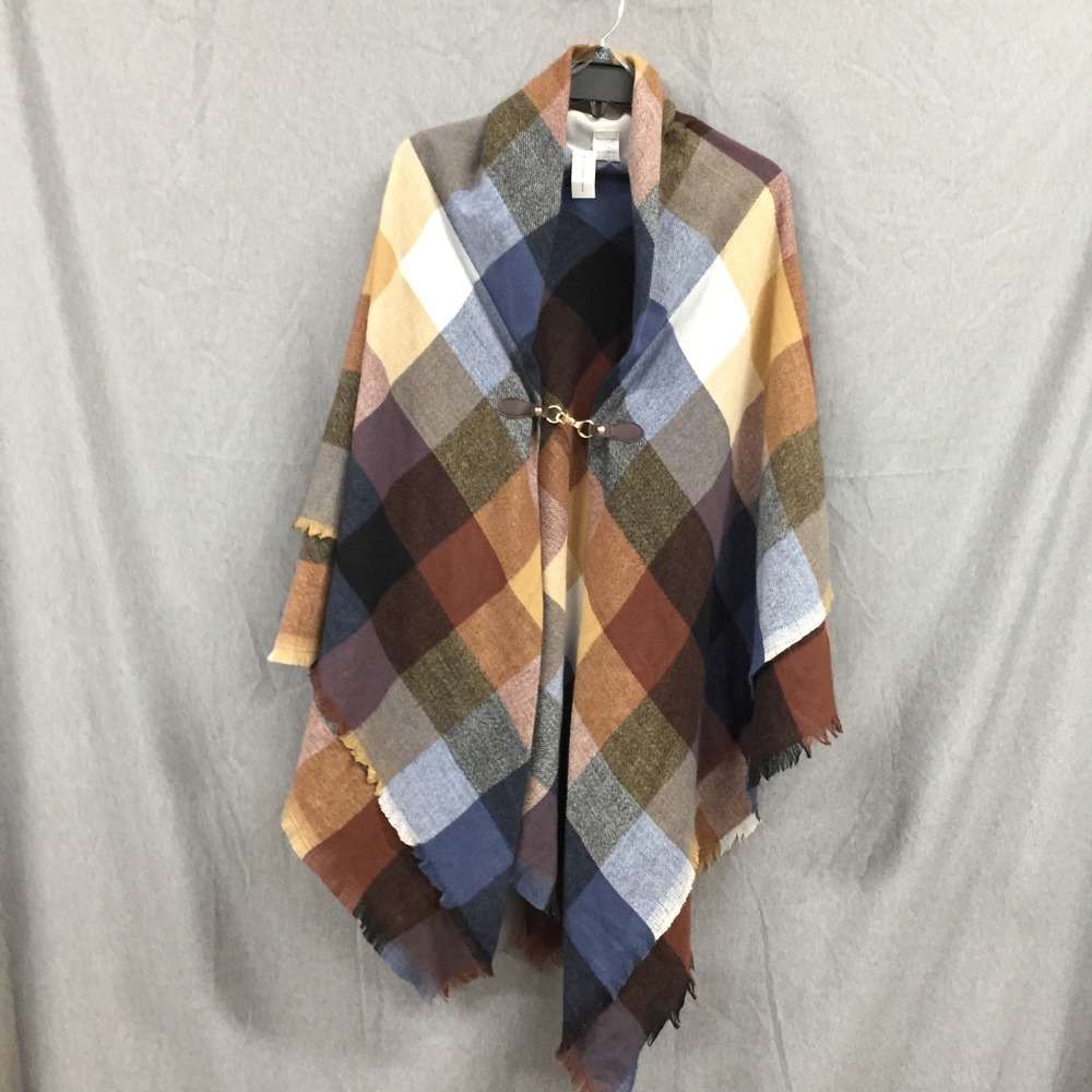 Multi Color Plaid Poncho Wrap with‎ Gold Clasp Closure L-XL TT253206